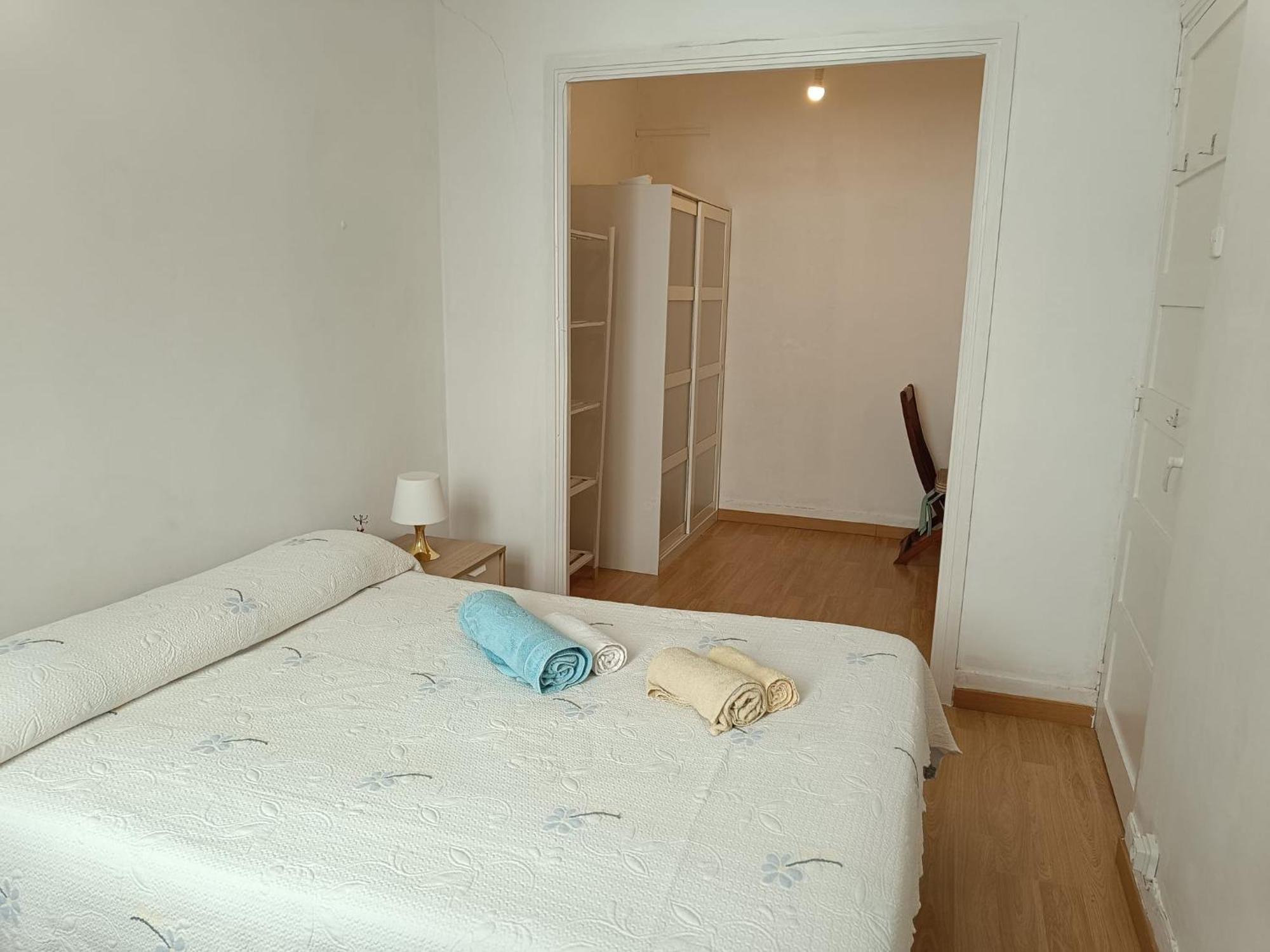 Piso Antiguo, Muebles Viejos, Muy Sencillo, Alquilado En Invierno A Estudiantes, Sin Ascensor, Cocina Antigua A Gas, Edificio Muy Antiguo Apartamento Corunha Exterior foto