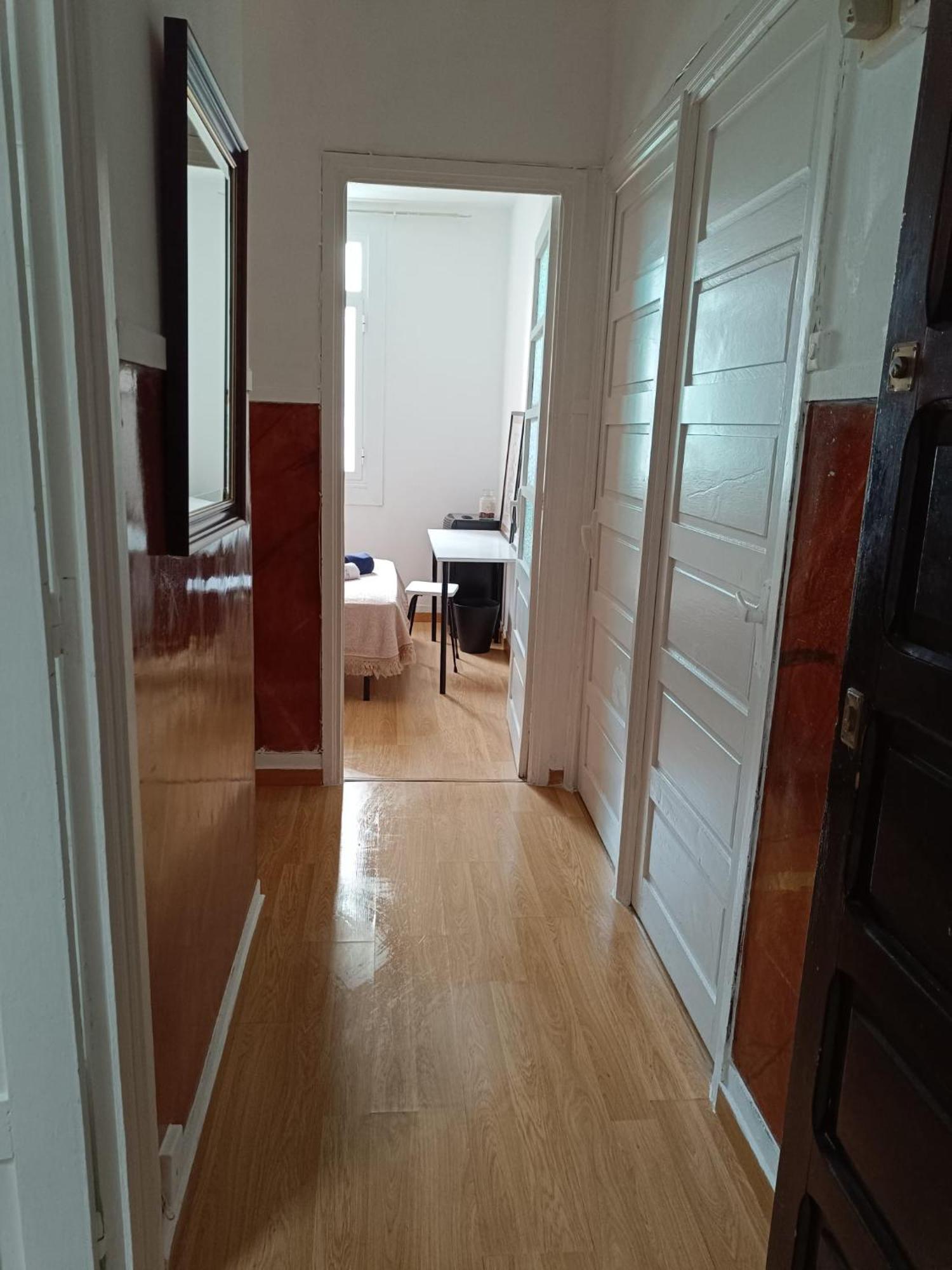Piso Antiguo, Muebles Viejos, Muy Sencillo, Alquilado En Invierno A Estudiantes, Sin Ascensor, Cocina Antigua A Gas, Edificio Muy Antiguo Apartamento Corunha Exterior foto